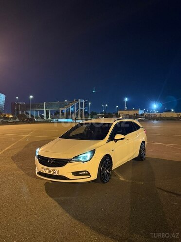 Opel Astra 2016, 204,000 km - 1.6 л - Bakı