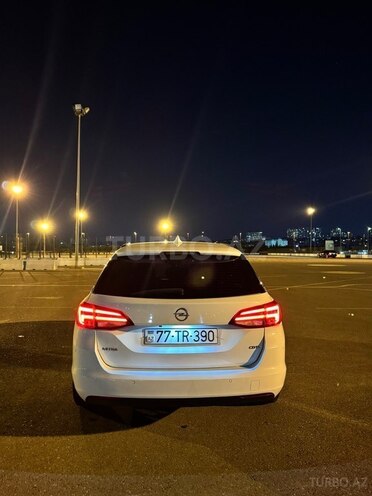 Opel Astra 2016, 204,000 km - 1.6 л - Bakı