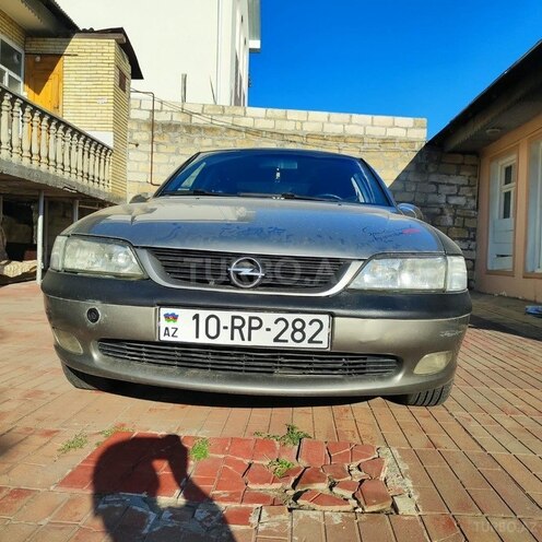 Opel Vectra 1996, 545,800 km - 1.8 l - Şəki