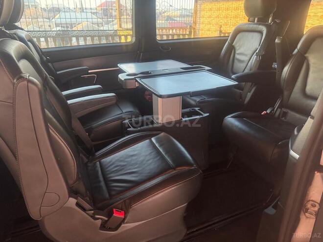 Mercedes V 250 2017, 367,000 km - 2.1 l - Gəncə