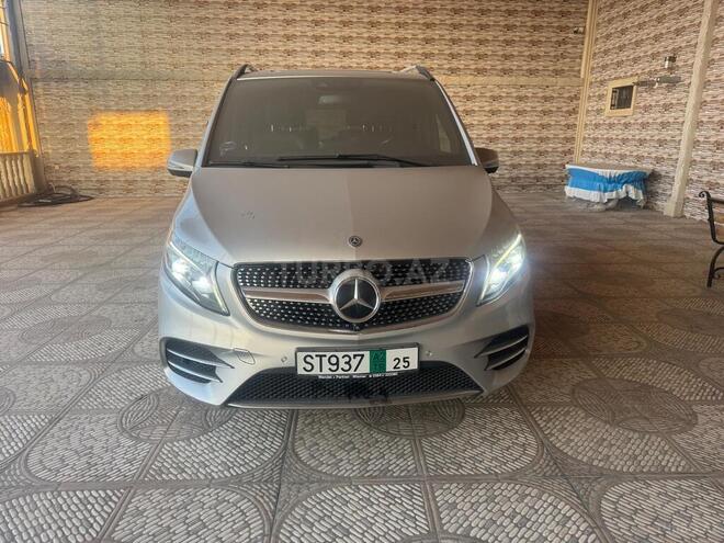 Mercedes V 250 2017, 367,000 km - 2.1 l - Gəncə