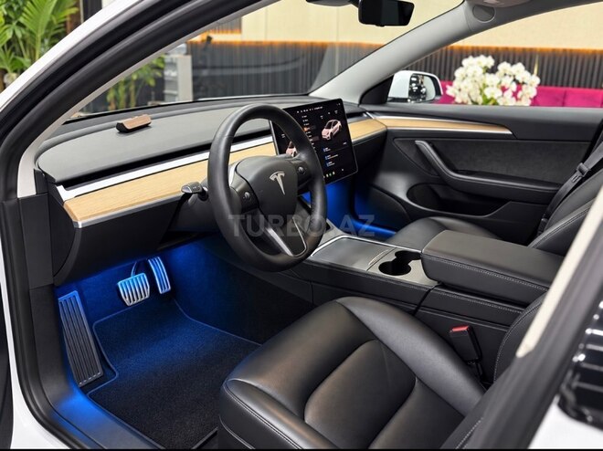 Tesla Model 3 2023, 42,000 km - 0.0 l - Bakı