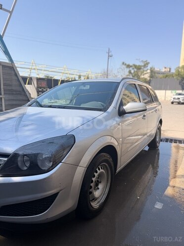 Opel Astra 2010, 360,000 km - 1.7 l - Xırdalan