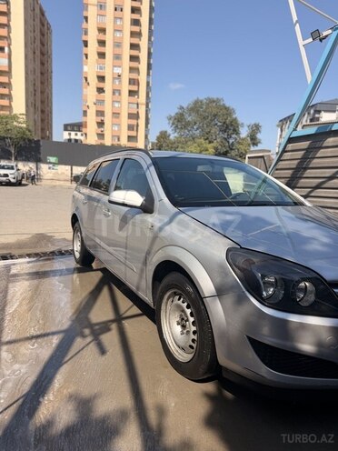 Opel Astra 2010, 360,000 km - 1.7 l - Xırdalan