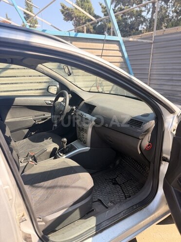 Opel Astra 2010, 360,000 km - 1.7 l - Xırdalan