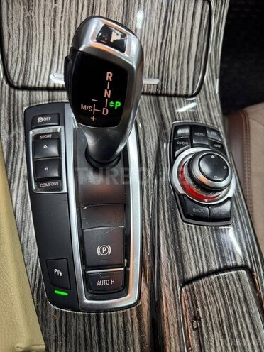 BMW 525 2011, 255,000 km - 2.0 л - Bakı