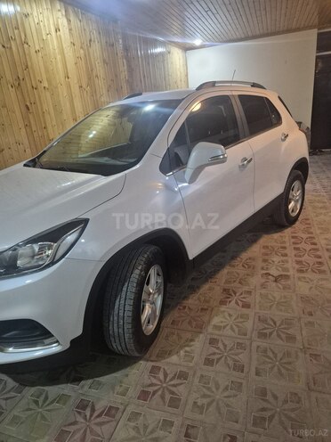 Chevrolet Trax 2017, 157,000 km - 1.4 l - Gəncə