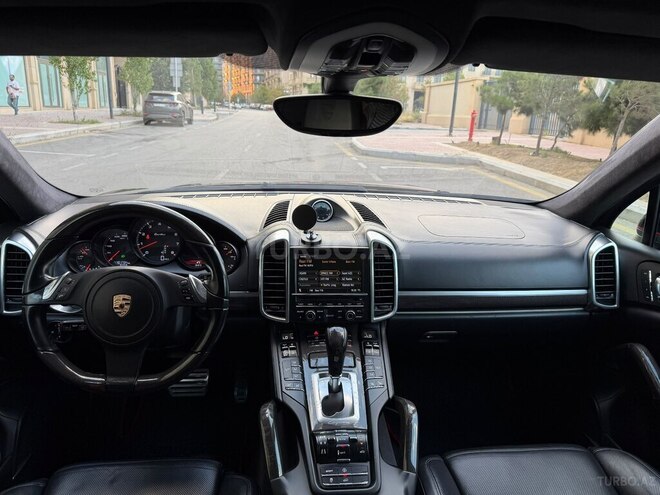 Porsche Cayenne Turbo 2012, 102,000 km - 4.8 l - Bakı