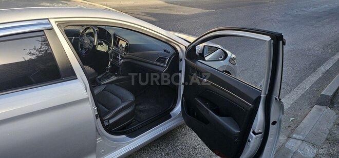 Hyundai Avante 2016, 204,000 km - 1.6 l - Bakı