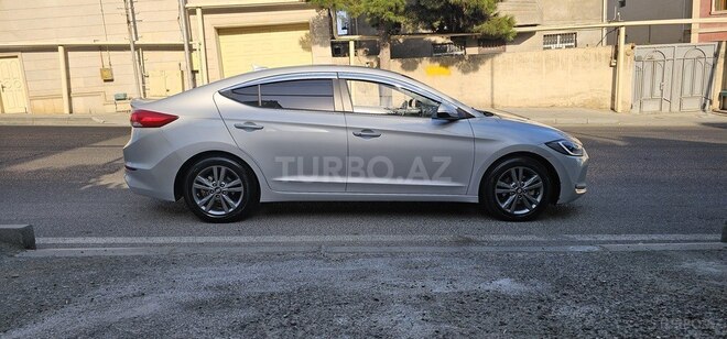 Hyundai Avante 2016, 204,000 km - 1.6 l - Bakı