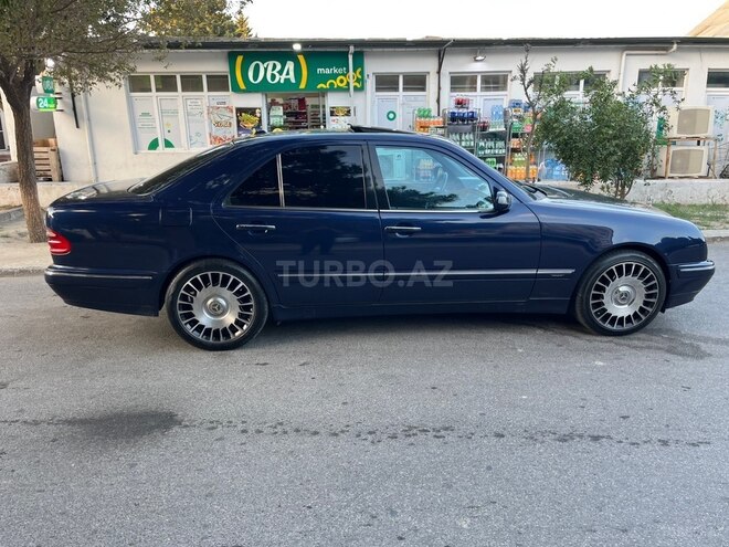 Mercedes E 270 2000, 296,000 km - 2.7 л - Bakı