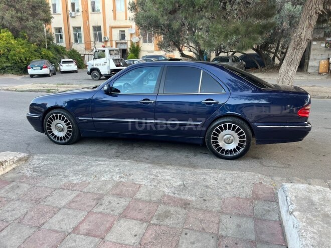 Mercedes E 270 2000, 296,000 km - 2.7 л - Bakı