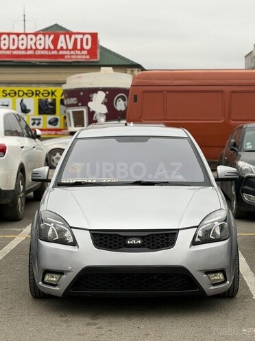 Kia Rio 2005, 250,000 km - 1.5 l - Bakı