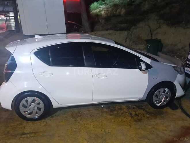 Toyota Aqua 2020, 140,000 km - 1.5 l - Bakı