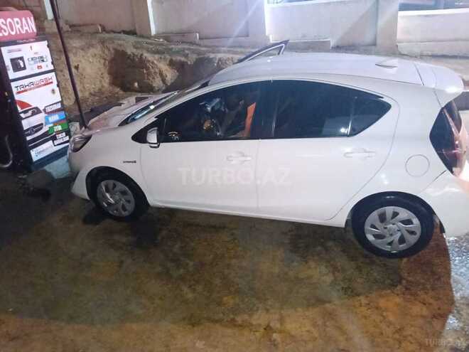 Toyota Aqua 2020, 140,000 km - 1.5 l - Bakı