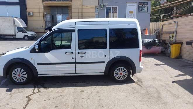 Ford Tourneo Connect 2010, 420,000 km - 1.8 l - Bakı