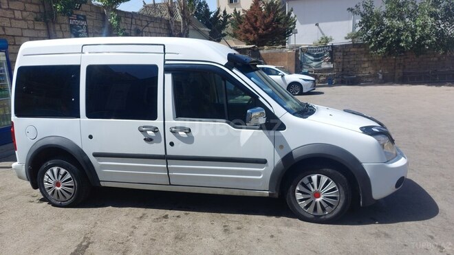 Ford Tourneo Connect 2010, 420,000 km - 1.8 l - Bakı