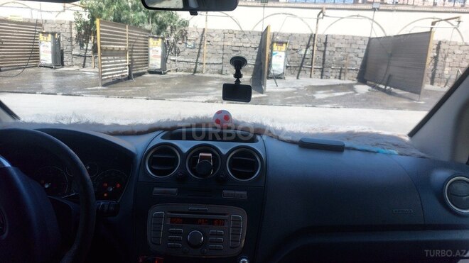 Ford Tourneo Connect 2010, 420,000 km - 1.8 l - Bakı