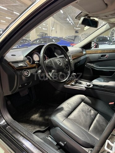 Mercedes E 250 2010, 280,000 km - 2.1 l - Sumqayıt