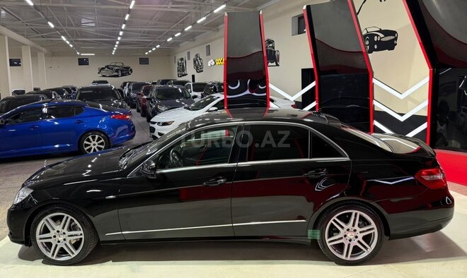 Mercedes E 250 2010, 280,000 km - 2.1 l - Sumqayıt