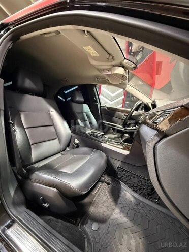 Mercedes E 250 2010, 280,000 km - 2.1 l - Sumqayıt