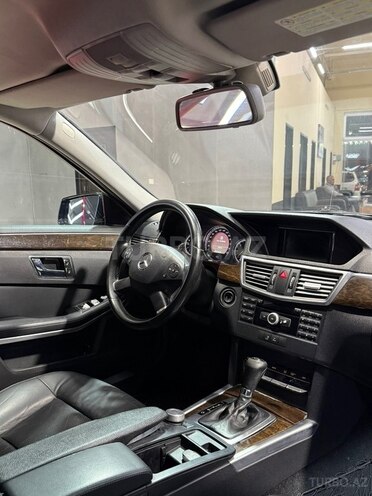 Mercedes E 250 2010, 280,000 km - 2.1 l - Sumqayıt
