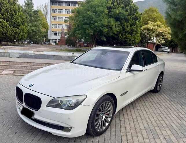 BMW 750 2011, 190,000 km - 4.4 l - Şəki