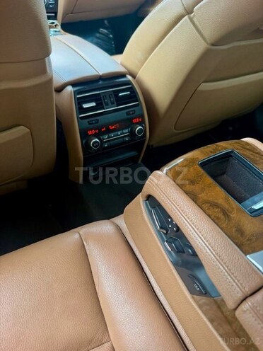 BMW 750 2011, 190,000 km - 4.4 l - Şəki