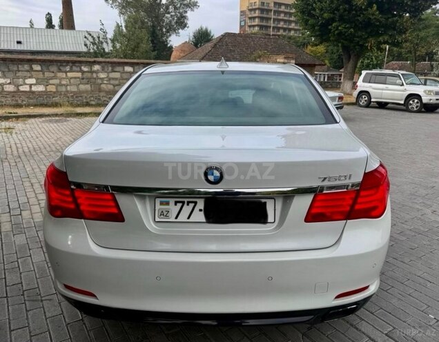 BMW 750 2011, 190,000 km - 4.4 l - Şəki