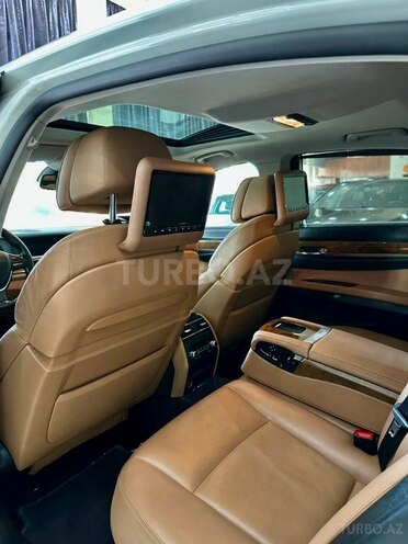 BMW 750 2011, 190,000 km - 4.4 l - Şəki