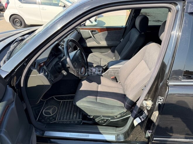 Mercedes E 240 1999, 380,000 km - 2.6 l - Bakı