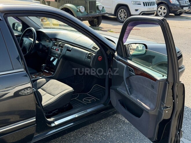 Mercedes E 240 1999, 380,000 km - 2.6 l - Bakı