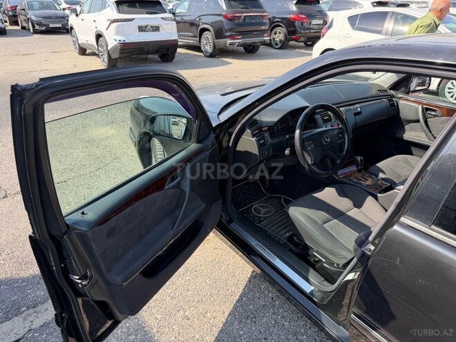 Mercedes E 240 1999, 380,000 km - 2.6 l - Bakı