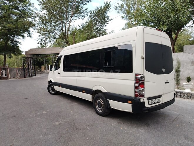 Volkswagen Crafter 2008, 666,000 km - 3.2 l - Yevlax