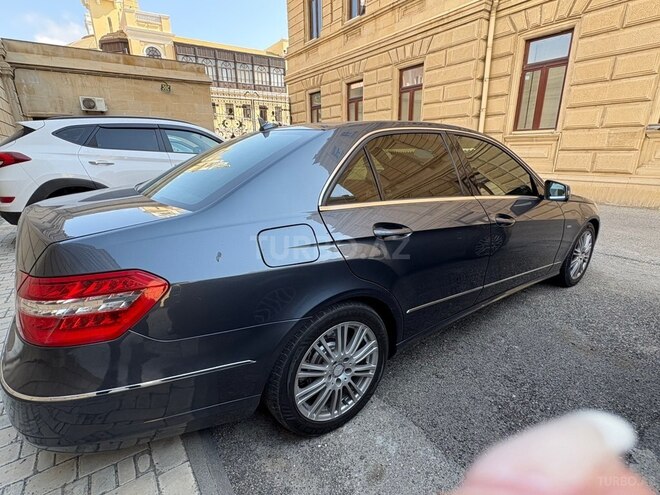 Mercedes E 200 2011, 267,000 km - 2.1 l - Bakı