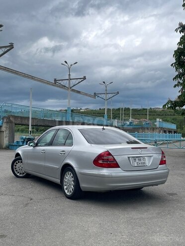 Mercedes E 240 2002, 146,500 km - 2.6 л - Bakı