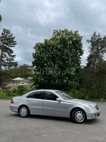 Mercedes E 240 2002, 146,500 km - 2.6 л - Bakı