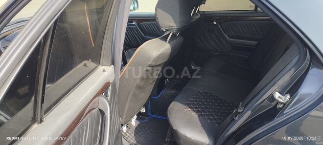 Mercedes E 200 1996, 193,899 km - 2.0 l - Ucar