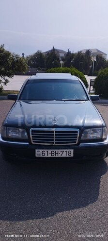 Mercedes E 200 1996, 193,899 km - 2.0 l - Ucar