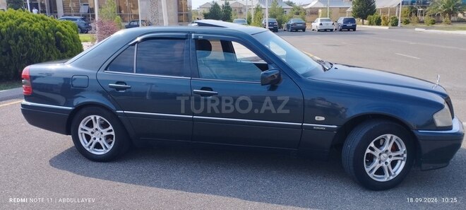 Mercedes E 200 1996, 193,899 km - 2.0 l - Ucar