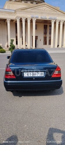 Mercedes E 200 1996, 193,899 km - 2.0 l - Ucar