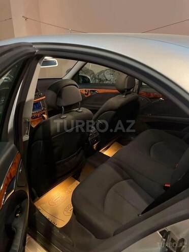 Mercedes E 240 2002, 146,500 km - 2.6 л - Bakı