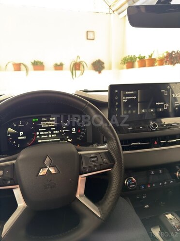 Mitsubishi Outlander 2025, 5,200 km - 2.5 l - Gəncə