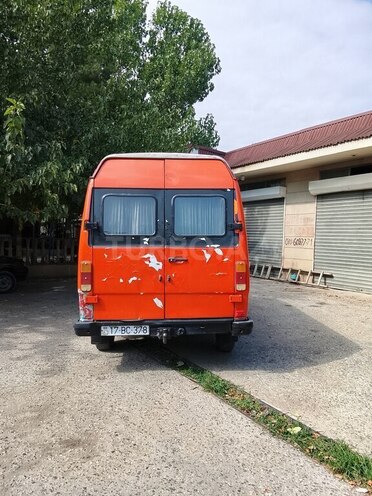 Mercedes 208 D 1991, 288,499 km - 2.3 л - Şabran