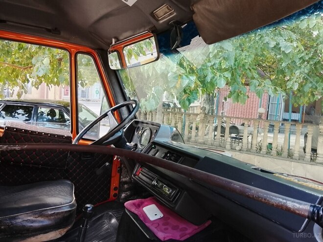 Mercedes 208 D 1991, 288,499 km - 2.3 л - Şabran