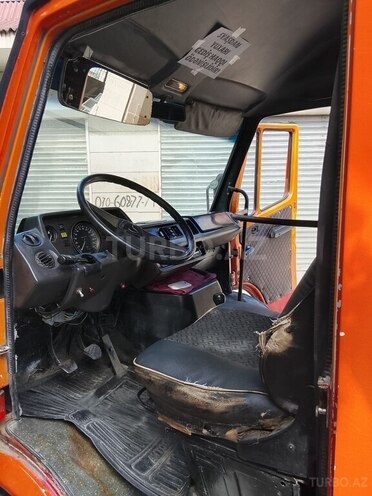 Mercedes 208 D 1991, 288,499 km - 2.3 л - Şabran