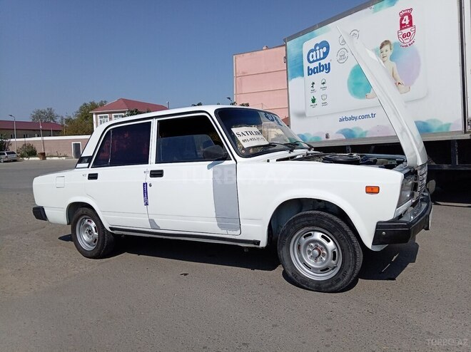 LADA (VAZ) 2107 1999, 500,000 km - 1.6 l - Salyan