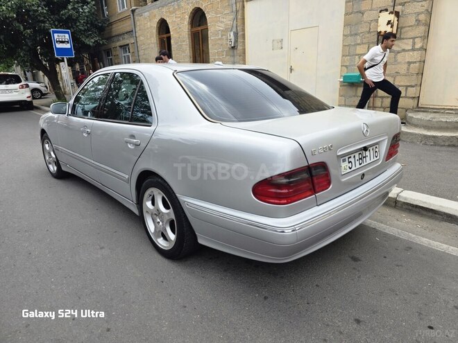 Mercedes E 280 2001, 436,071 km - 2.8 l - Gəncə