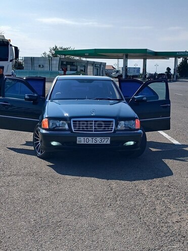 Mercedes C 200 1999, 429,638 km - 2.0 л - Biləsuvar