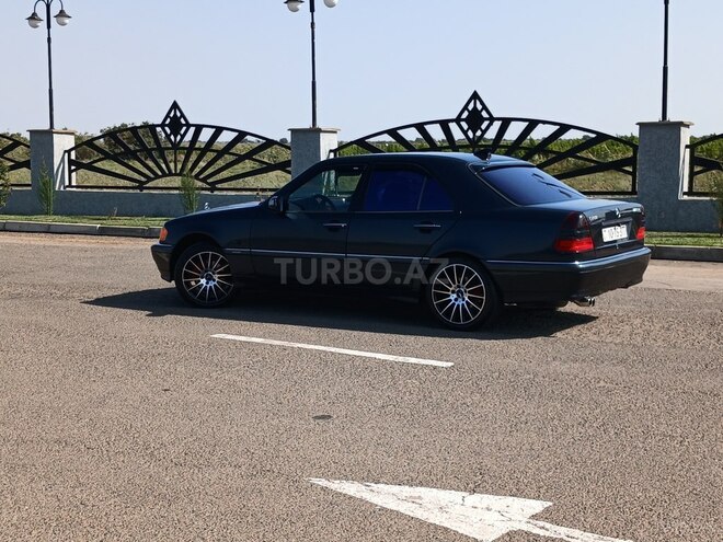 Mercedes C 200 1999, 429,638 km - 2.0 л - Biləsuvar